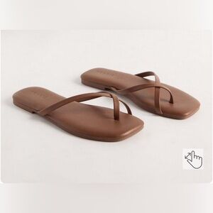 BRAND NEW Torrid Flip Flops - Size 12